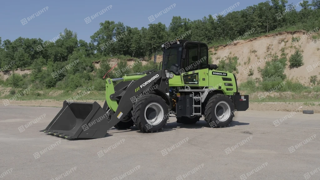 Фронтальный погрузчик FORWARD 632ES