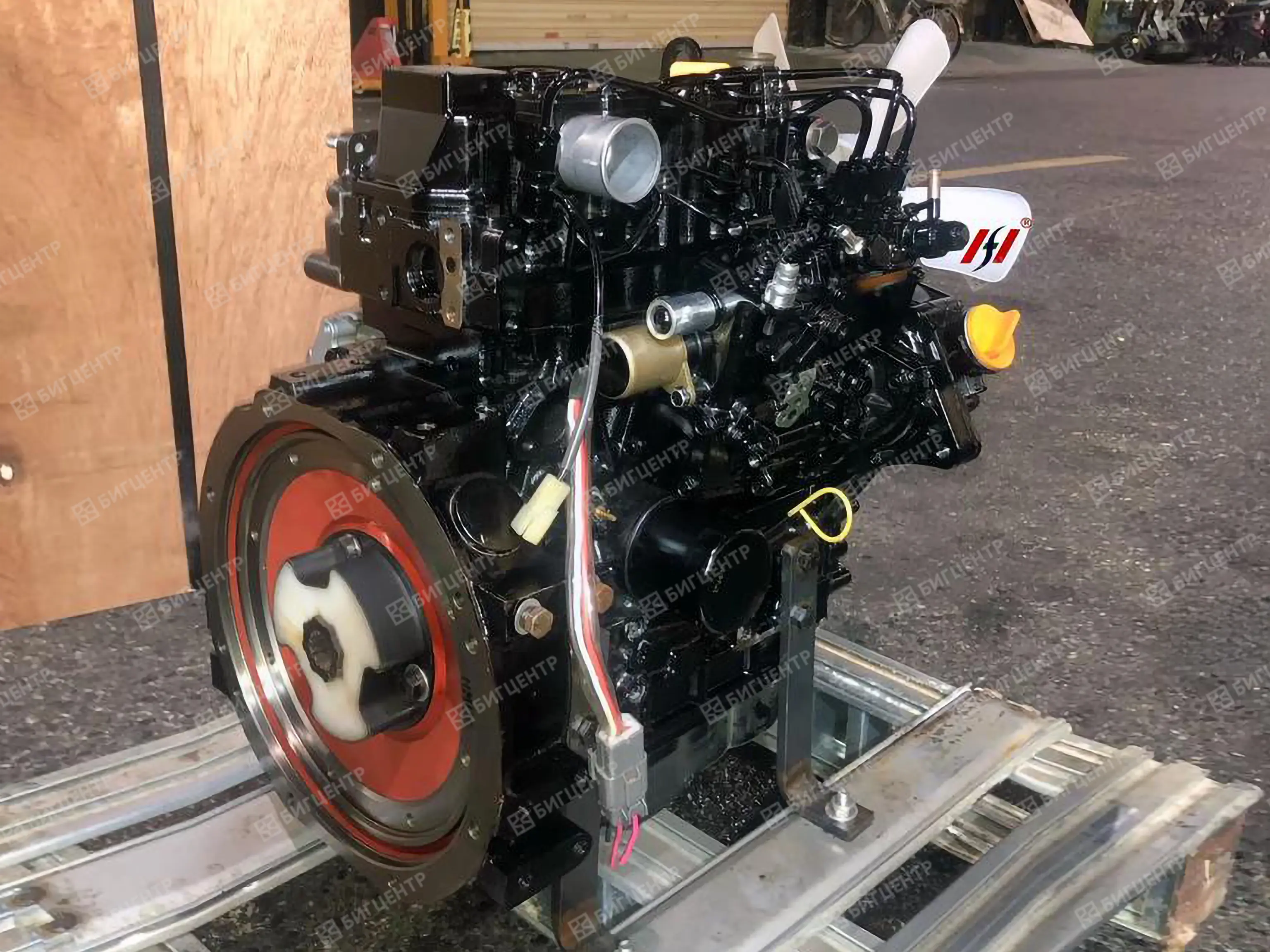 Двигатель YANMAR 3TNV70-SSY (O)