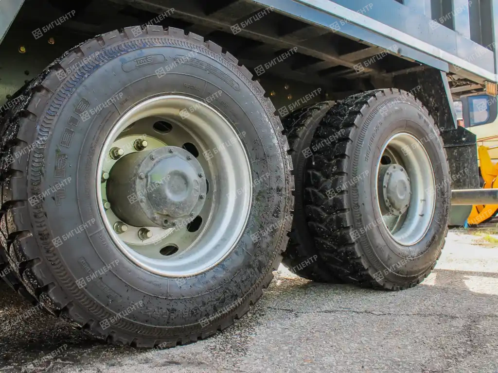 SHACMAN X3000 6X4 (Cummins ISM) 385 л.с.