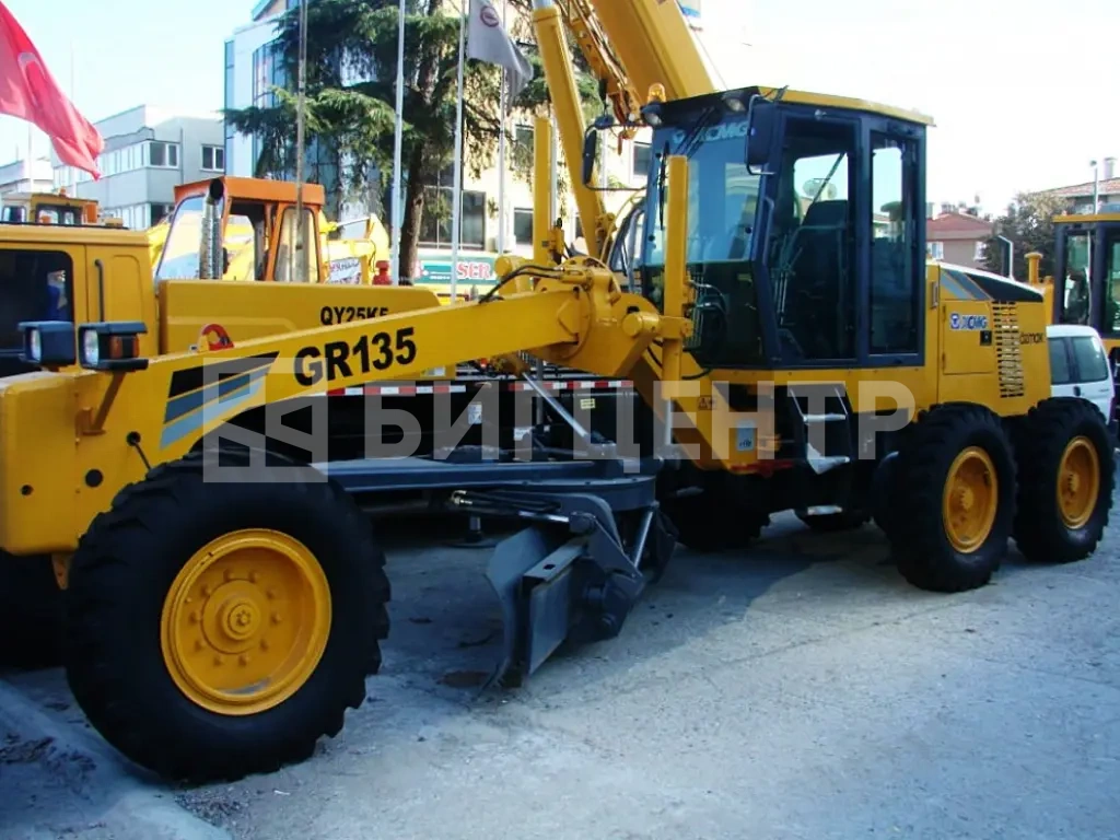 XCMG GR135