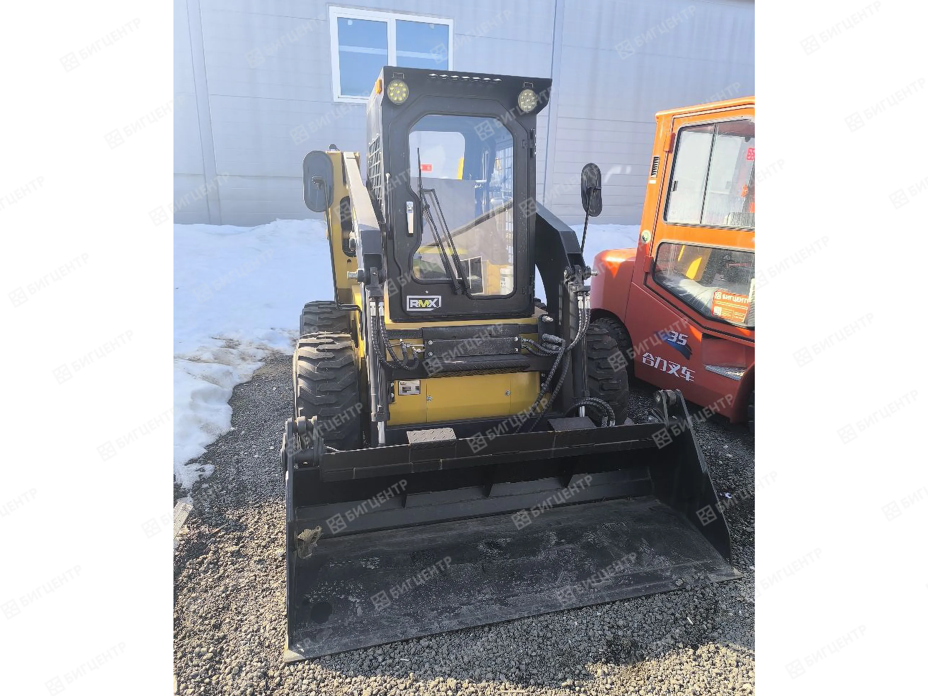 Колесный мини-погрузчик RMX (RUNMAX) ST409E (БЦ) (****3655 от 10.23)