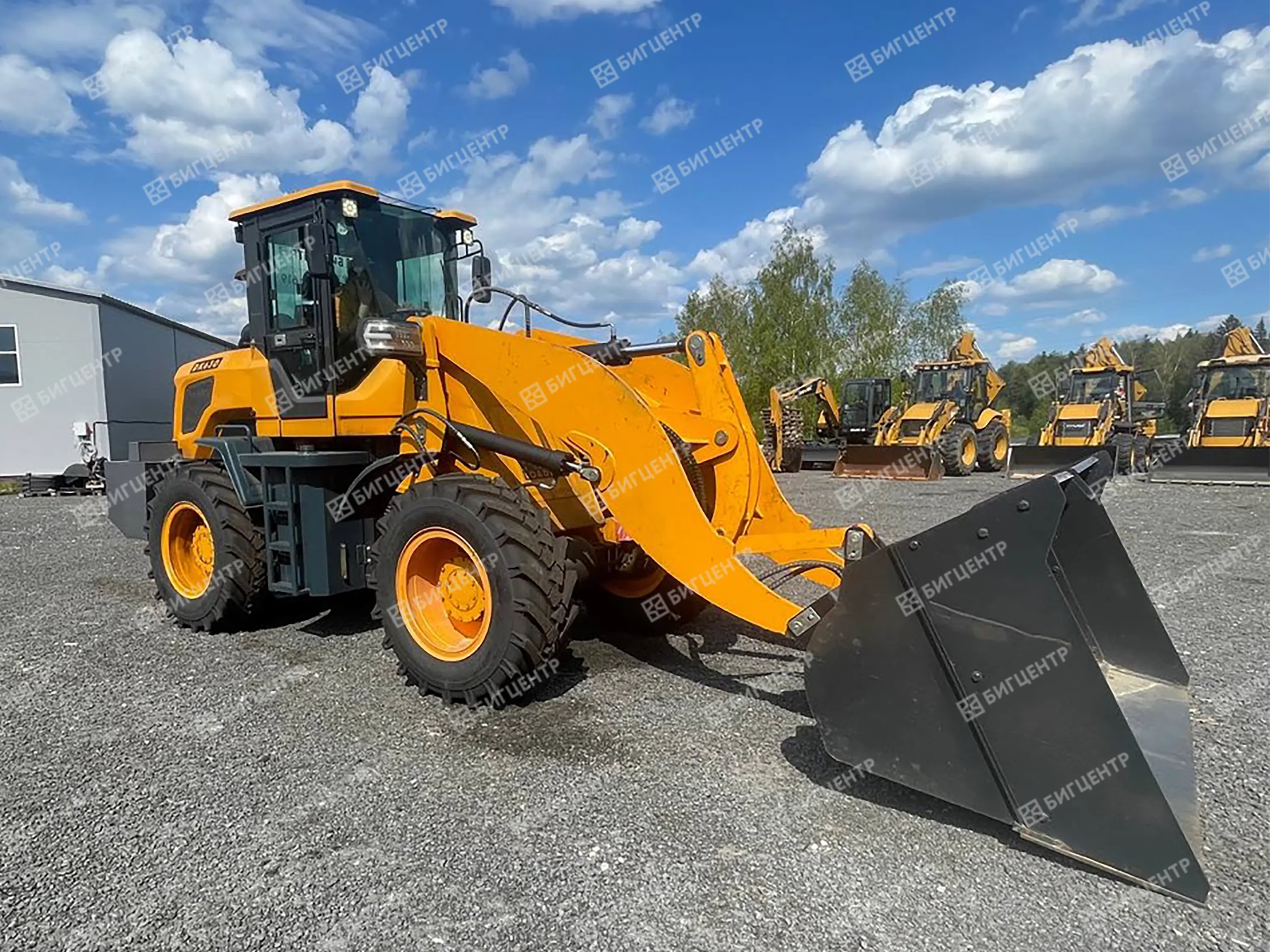 Фронтальный погрузчик AMUR DK630 ***1202