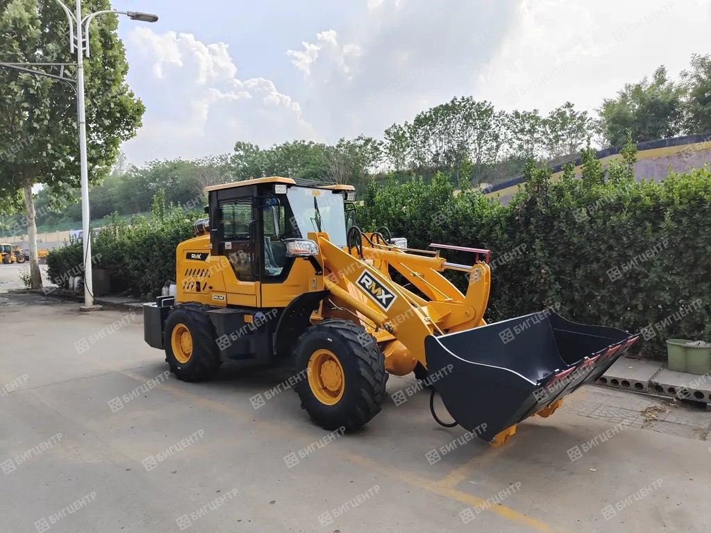 Фронтальный погрузчик RMX 760E