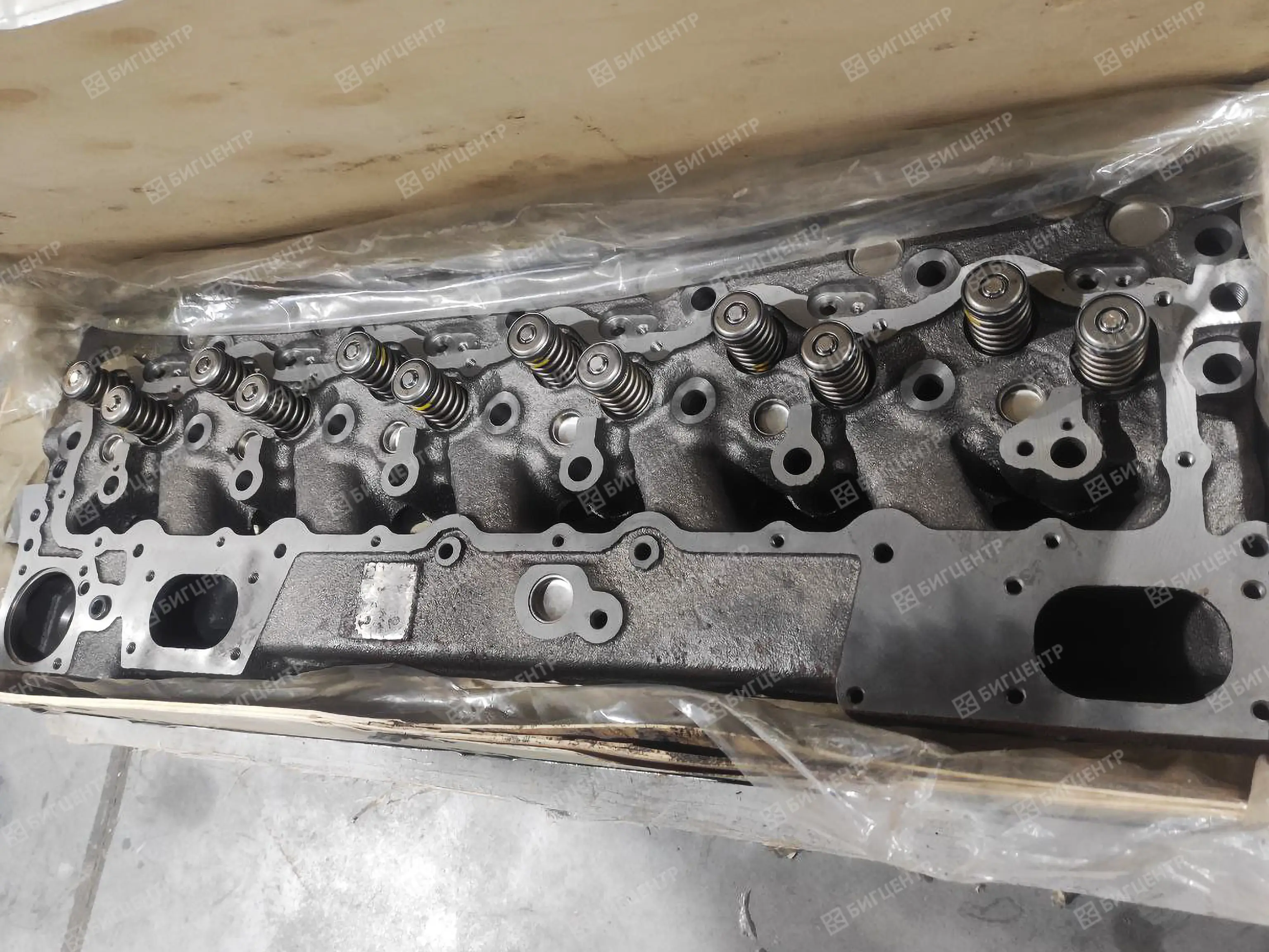 Головка блока цилиндров (ГБЦ) в сборе двигателя Shanghai C6121
