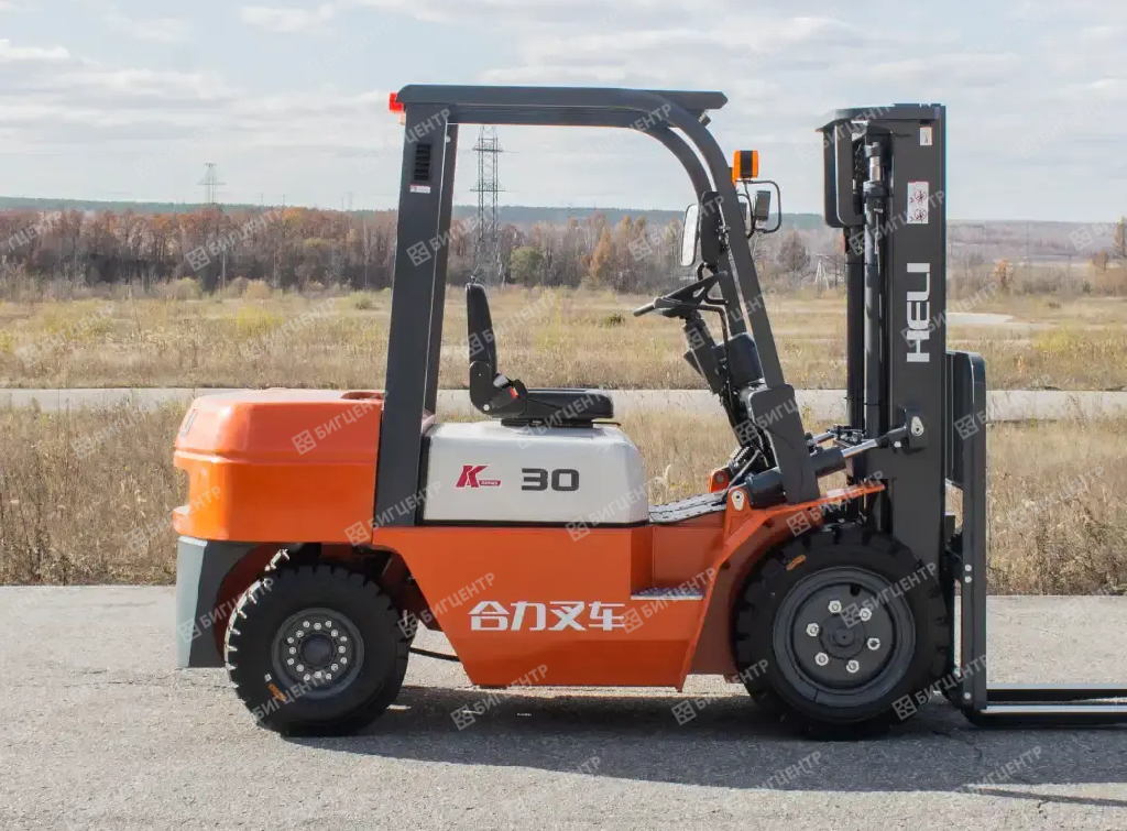 HELI CPCD30 (Isuzu)