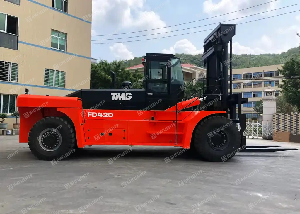 Вилочный погрузчик TMG FD420