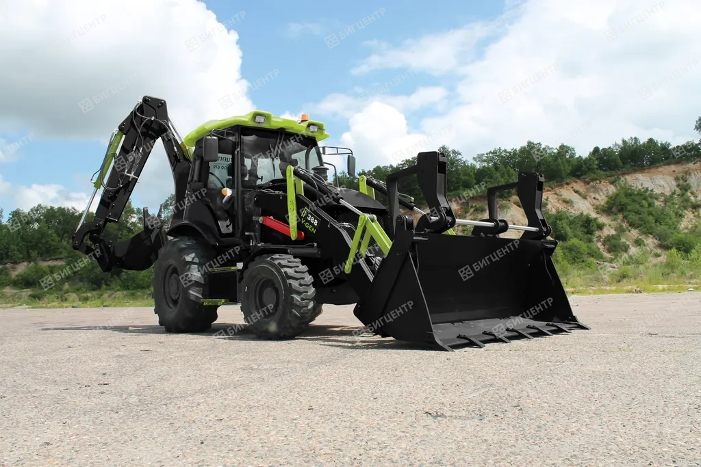 Экскаватор-погрузчик SHANMON 388 Саrrаrо V-Gеn Black Limitеd Еditiоn