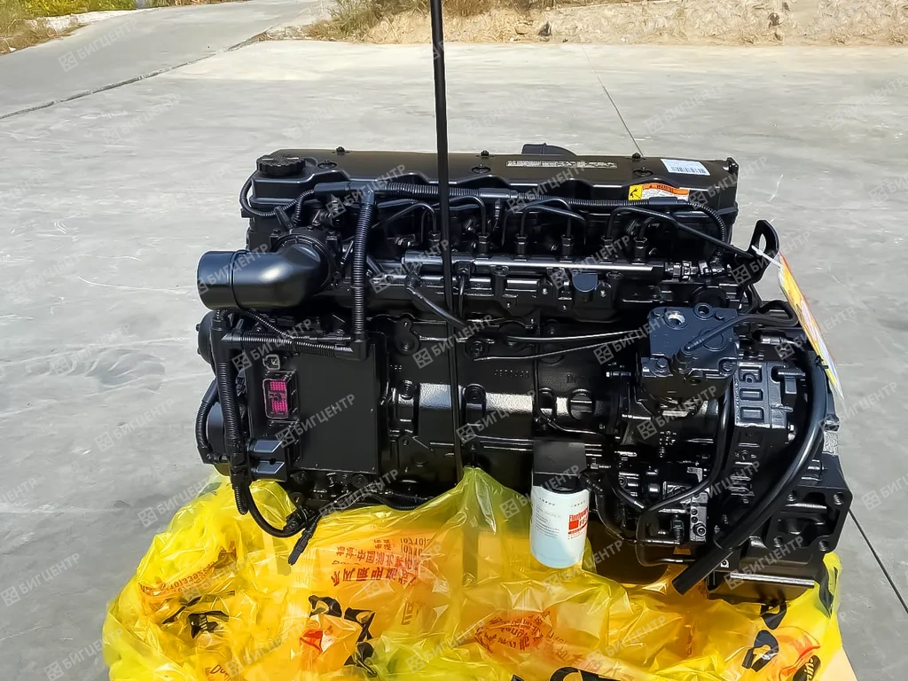 Двигатель CUMMINS ISB6.7E5300 215 kW (C)