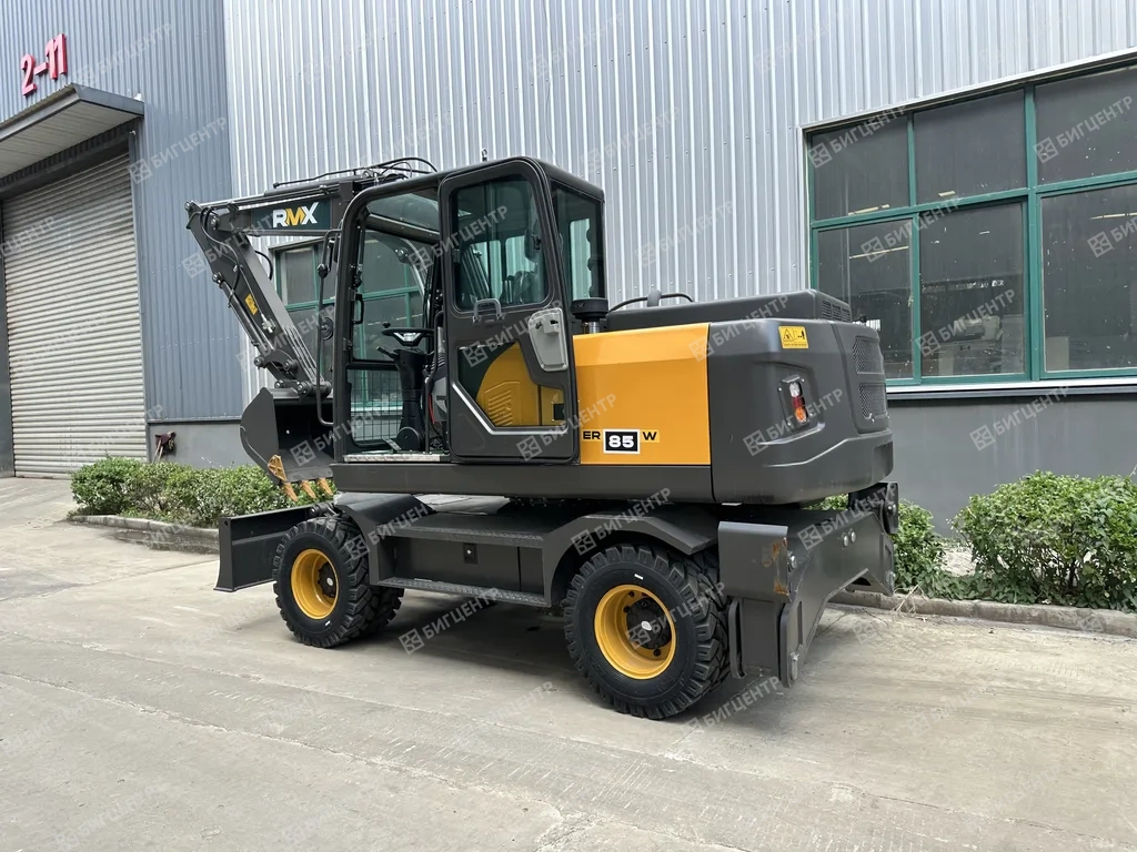 Колесный экскаватор RMX ER85W