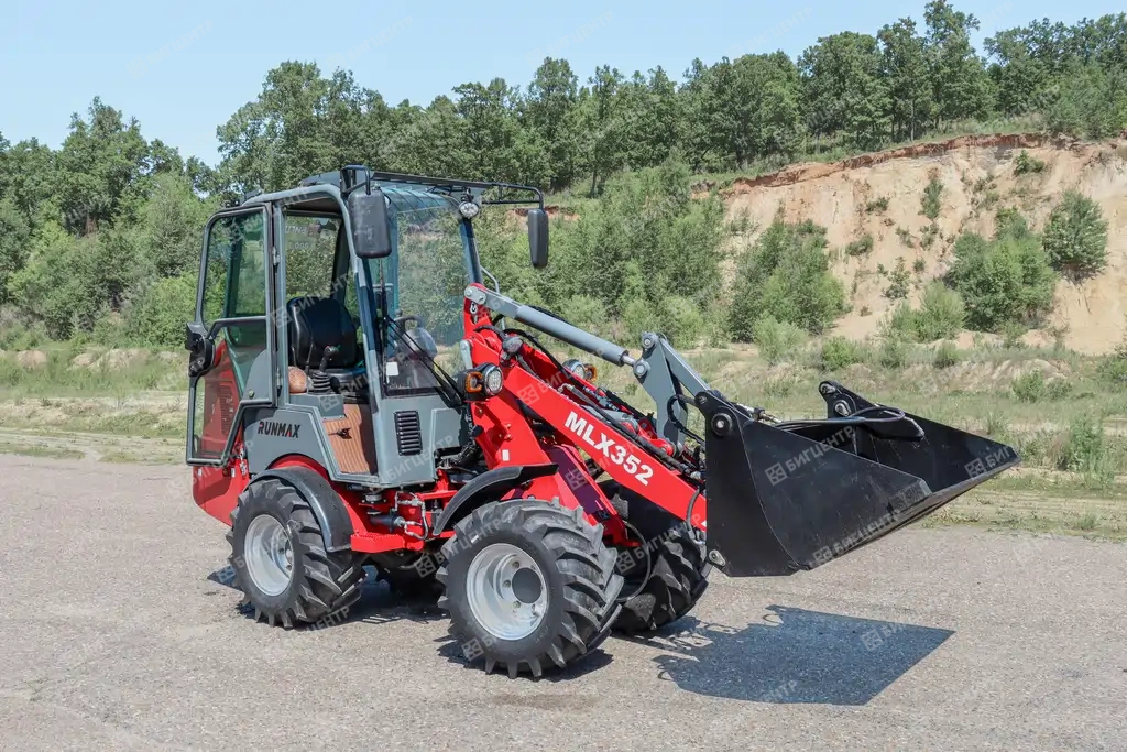 Многофункциональный погрузчик RMX MLX352E
