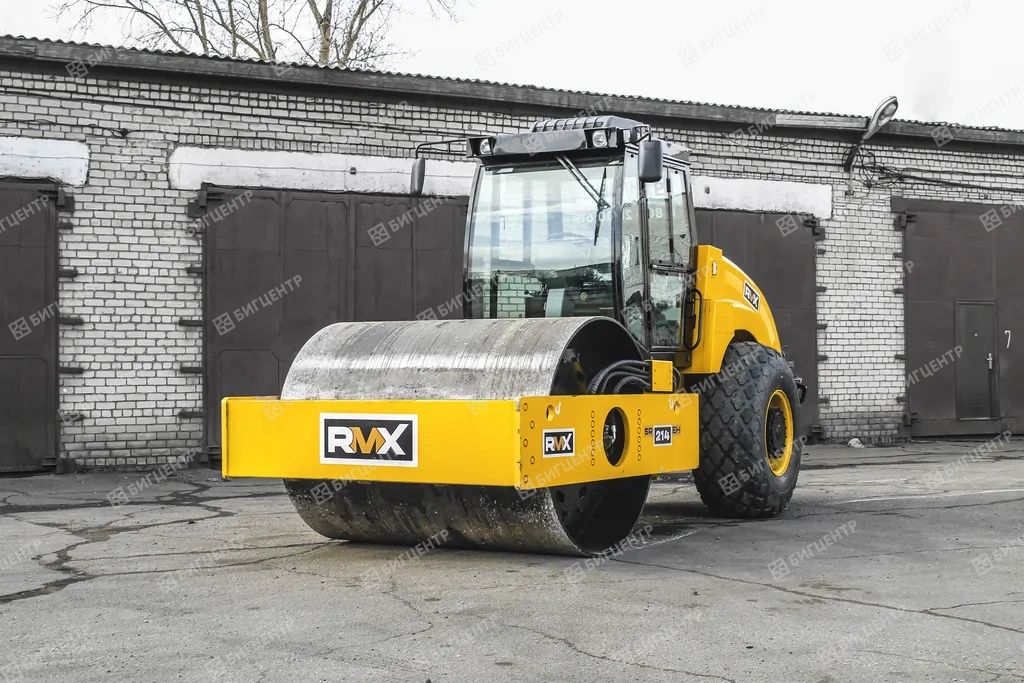 Одновальцовый вибрационный каток RMX (RUNMAX) SR214EH****7840