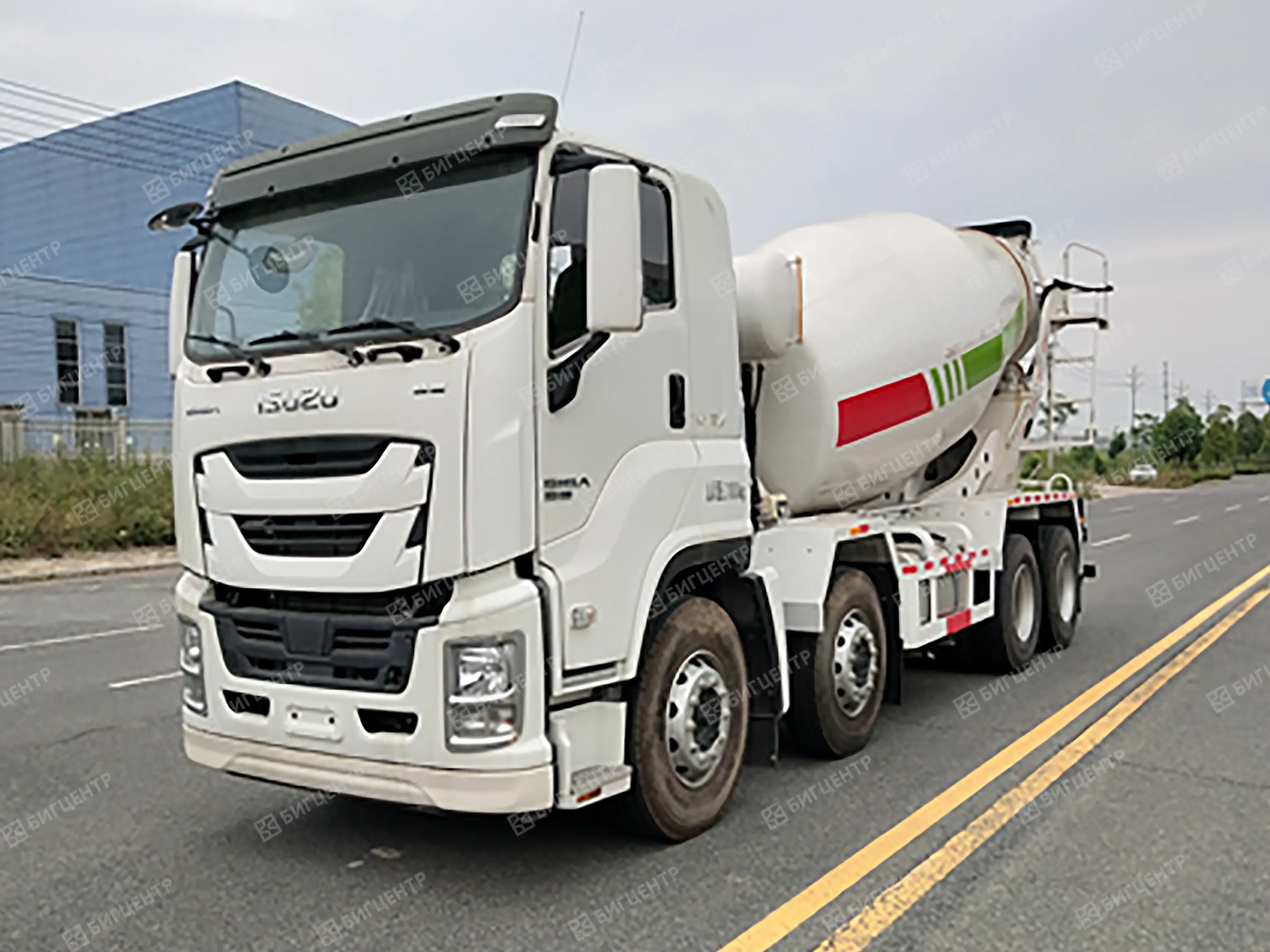 Автобетоносмеситель Isuzu ELF Q14