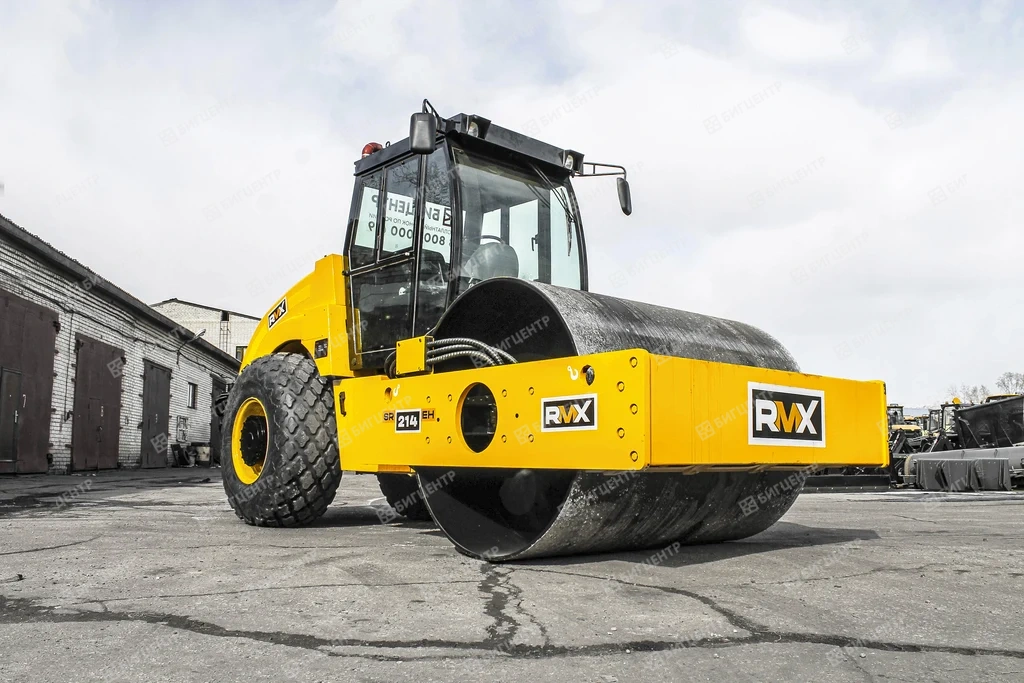 Одновальцовый вибрационный каток RMX SR214EH