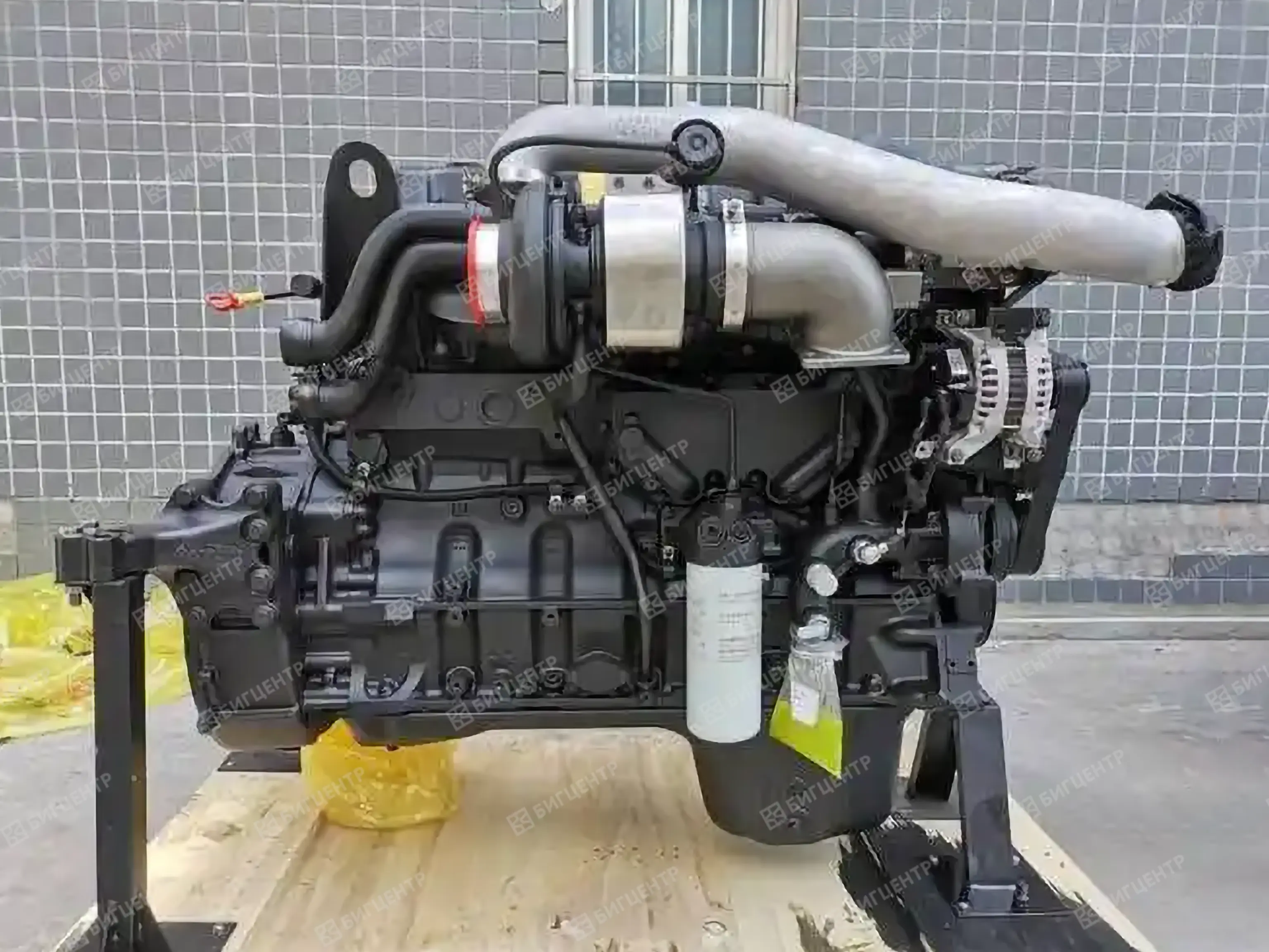 Двигатель CUMMINS ISZ560 51 412 Kw (O)