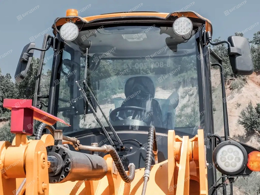 Фронтальный погрузчик RMX 970E