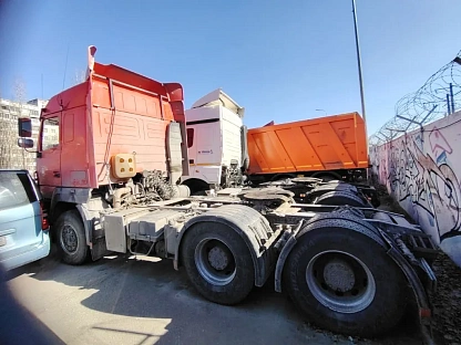 Тягач седельный МАЗ 643028-570-020 000007906 - (АЛ)