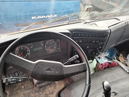 Самосвал КАМАЗ 6520-53 000008050 - (АЛ)