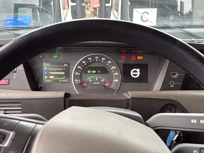 Тягач седельный Volvo FH 460 (FH Globetrotter) 000008109 - (АЛ)