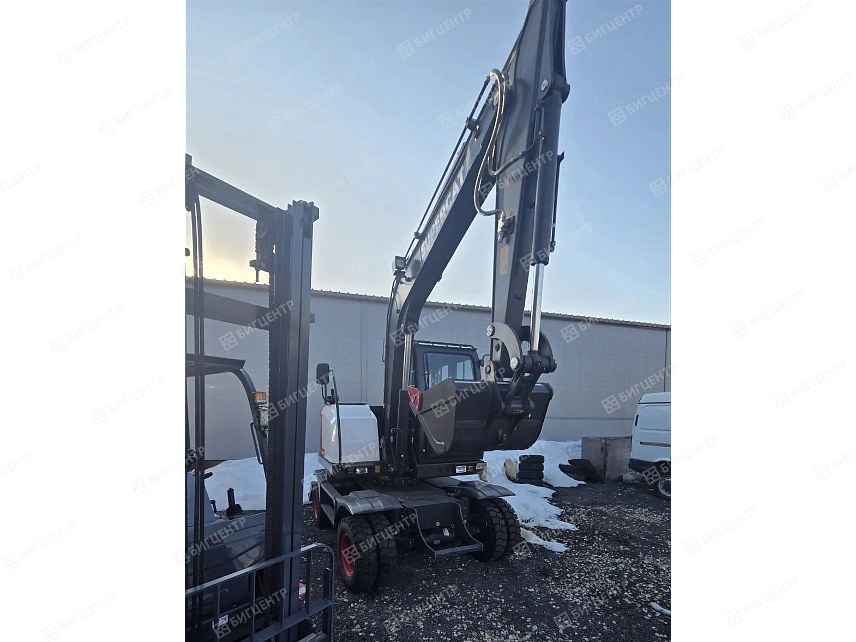 Колесный экскаватор SUPERCAT XR65W (****7001 от 05.25)