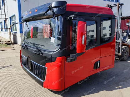 Кабина самосвала SHAANXI SHACMAN X5000 (красная)
