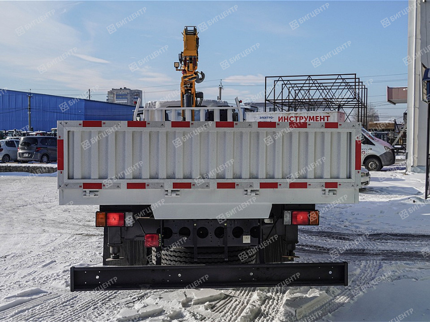 Кран-манипулятор ISUZU GIGA Q4 4x2 6.3т