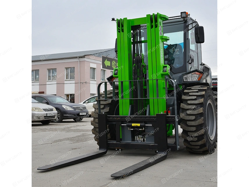 Вилочный погрузчик повышенной проходимости FORMANN TER650-III