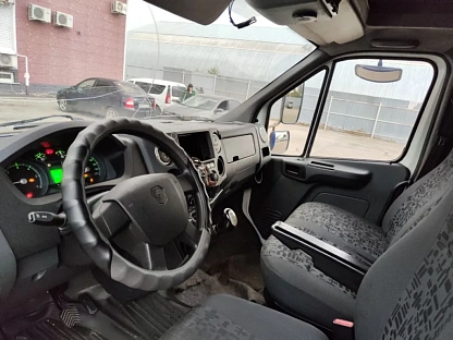 Шторный грузовик ГАЗ C41R13 2724 - (АЛ)