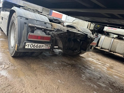 Тягач седельный МАЗ 5440С9-520-031 000007139 - (АЛ)