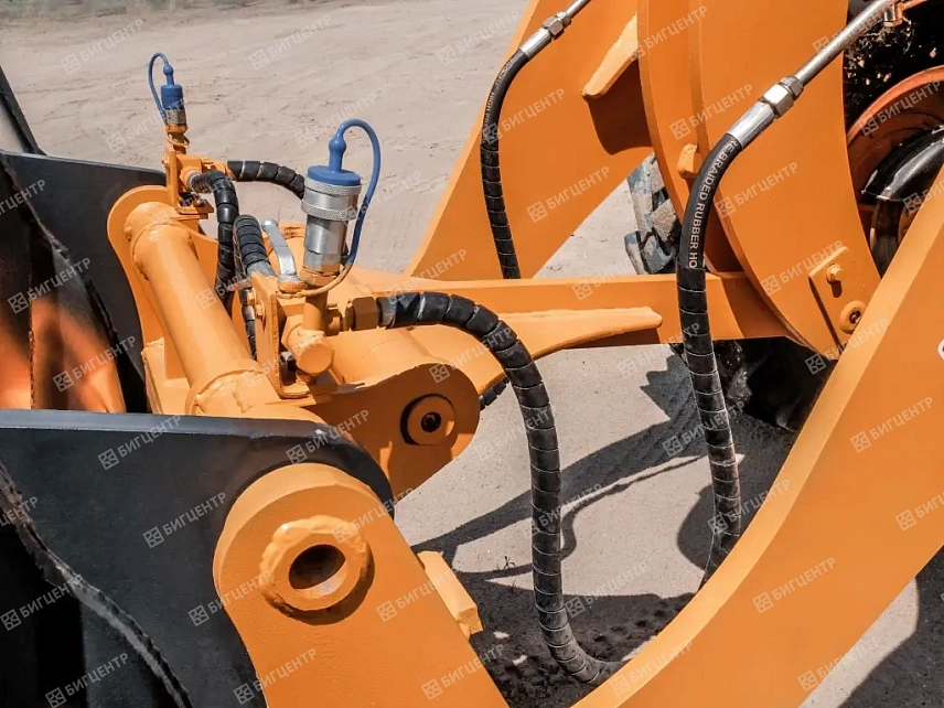 Фронтальный погрузчик RMX 970E