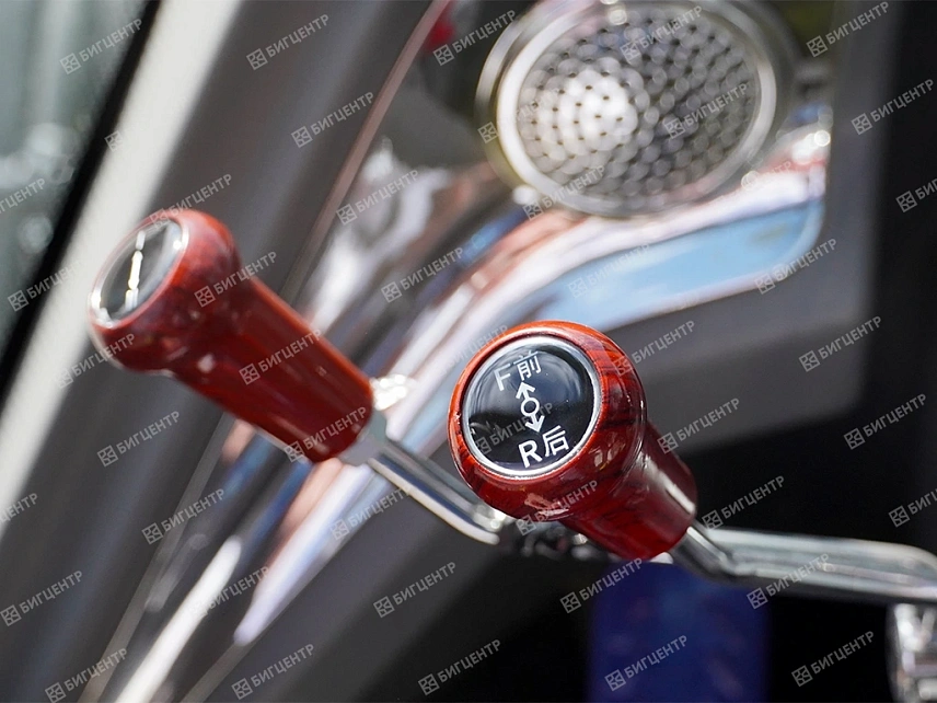 Фронтальный погрузчик FORWARD 628EF