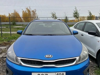 Легковой авто KIA Rio X-Line 6071 - (АЛ)