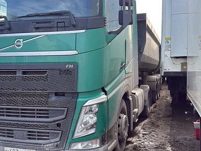 Тягач седельный Volvo FH 460 (FH Globetrotter) 000008111 - (АЛ)