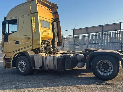 Тягач седельный HONGYAN CQ4186HYVG391 000008018 - (АЛ)