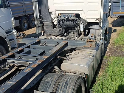 Тягач седельный Sitrak ZZ4186V391HE 000008281 - (АЛ)