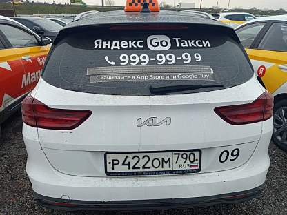 Легковой авто KIA Ceed SW 5529 - (АЛ)