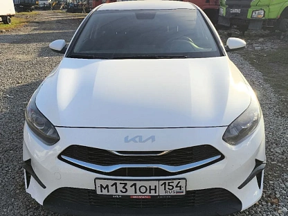 Легковой авто KIA Ceed 4697 - (АЛ)