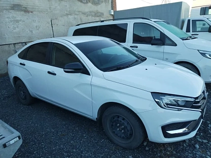 Легковой авто Lada Vesta седан 5454 - (АЛ)