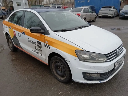 Легковой авто Volkswagen Polo 6776 - (АЛ)