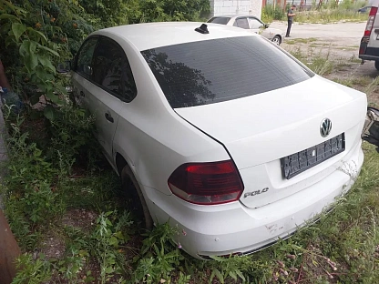 Легковой авто Volkswagen Polo 4851 - (АЛ)