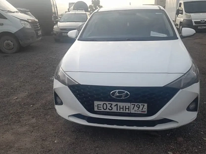 Легковой авто Hyundai Solaris 5239 - (АЛ)