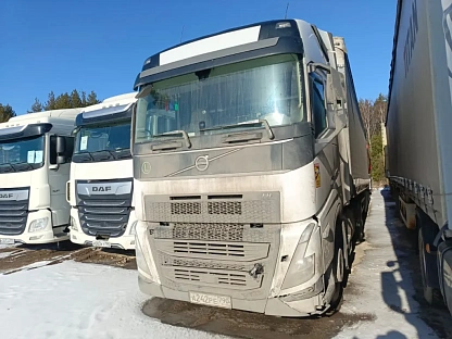 Тягач седельный Volvo FH 460 (FH Globetrotter) 000007082 - (АЛ)