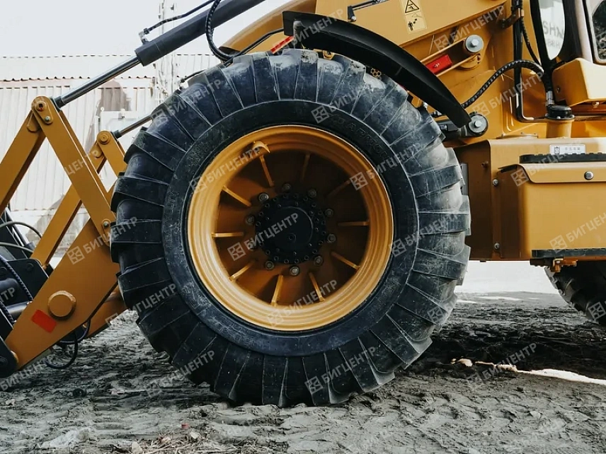 Экскаватор-погрузчик SHANMON 388H