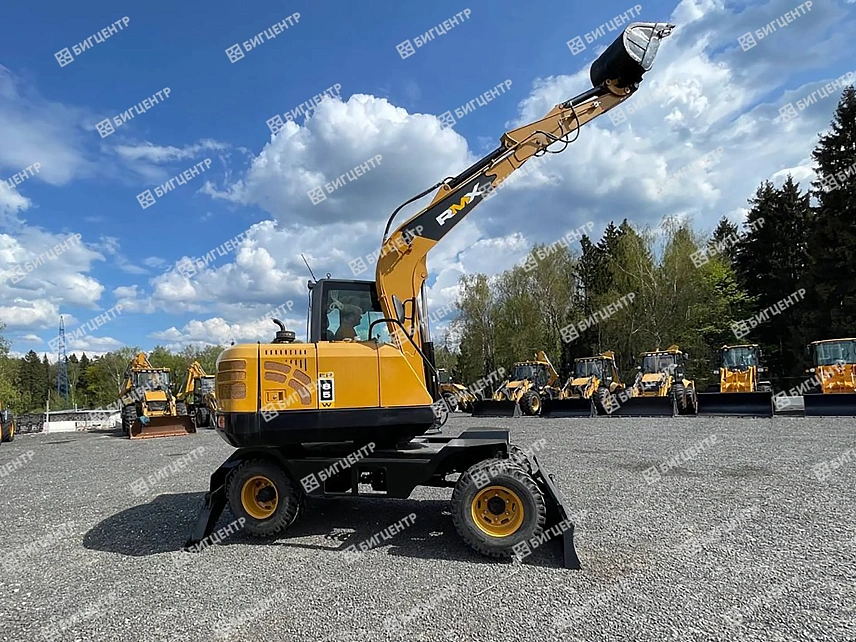 Колесный экскаватор RMX (RUNMAX) ER85W****1803