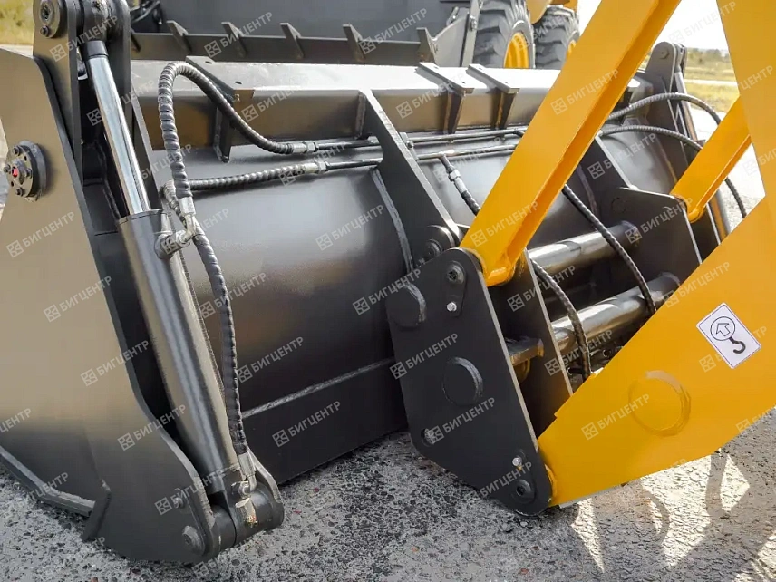 Экскаватор-погрузчик RMX SE460