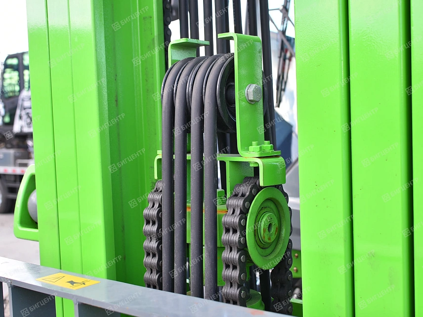 Вилочный погрузчик повышенной проходимости FORMANN TER660-III