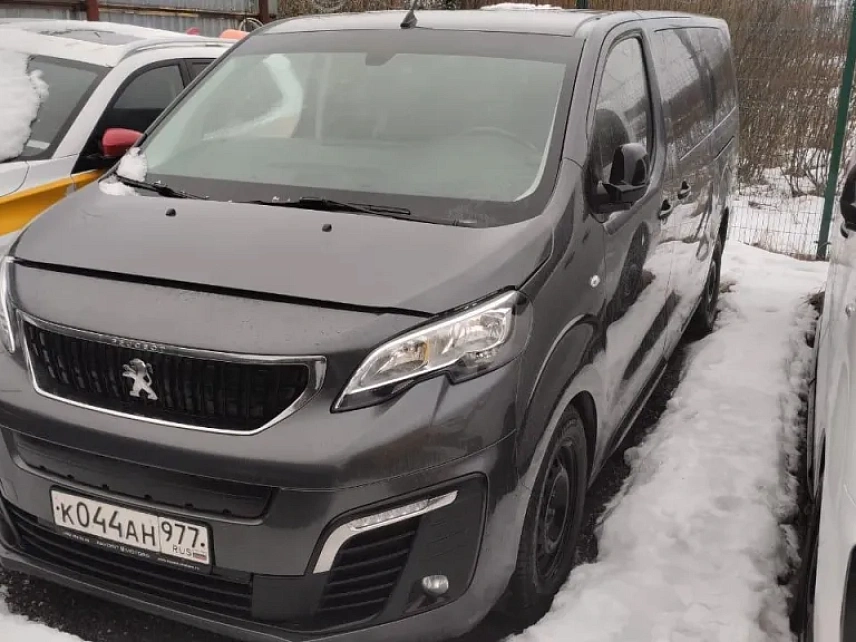 Легковой авто PEUGEOT Traveller 5923 - (АЛ)