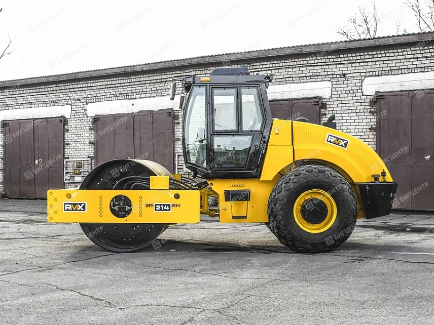 Одновальцовый вибрационный каток RMX SR214EH