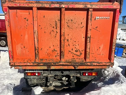 Самосвал КАМАЗ 6520-53 000008048 - (АЛ)