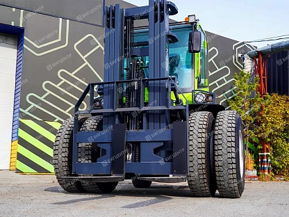 Фронтальный погрузчик с вилами FORWARD TE660FR-III 
