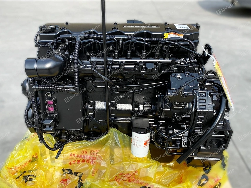 Двигатель CUMMINS ISB6.7E5300 215 Kw (O)